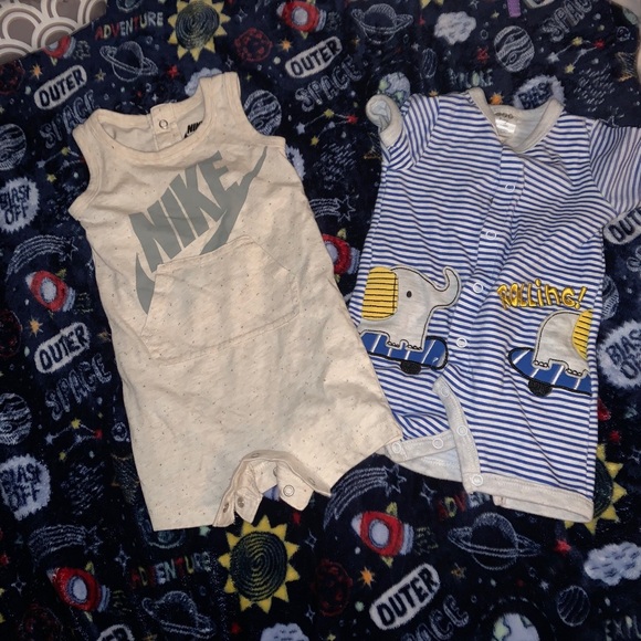 BABY BOY BUNDLE - Picture 7 of 8